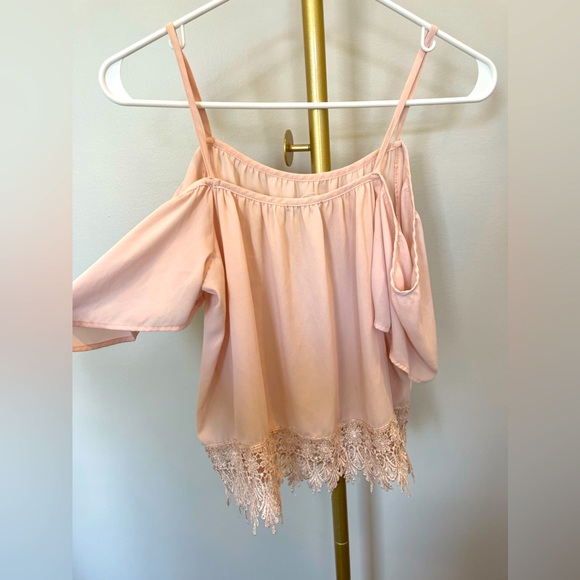 Kimchi Blue top in pink, size small - Picture 1 of 5